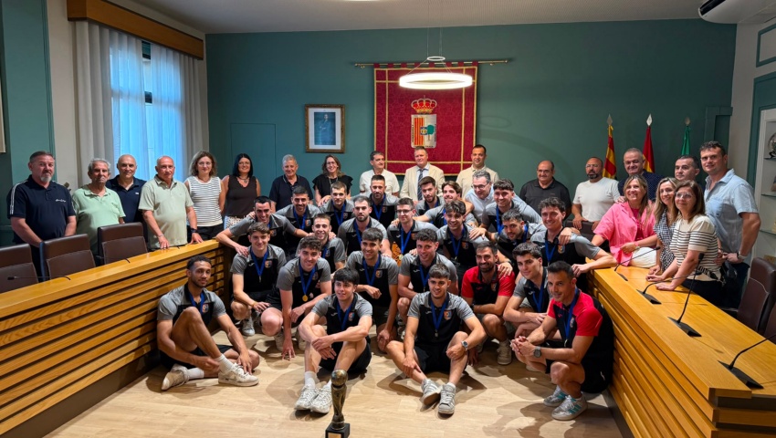 Recepción institucional a la UD Fraga