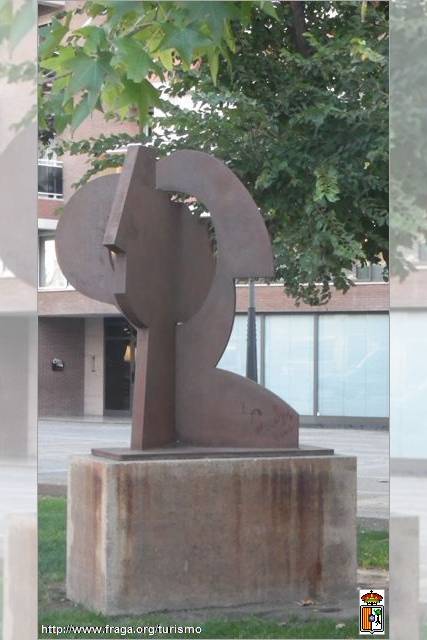 Ruta de las esculturas - Cabeza de mujer Ruta de las esculturas - Cabeza de mujer